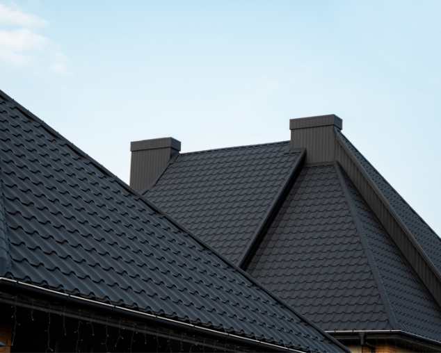 Customer testimonial featured roof by best roofing company in Lower Mainland, Fraser Valley, and Metro Vancouver.